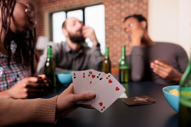 Planning the Perfect Poker Night: 5 Essential Tips